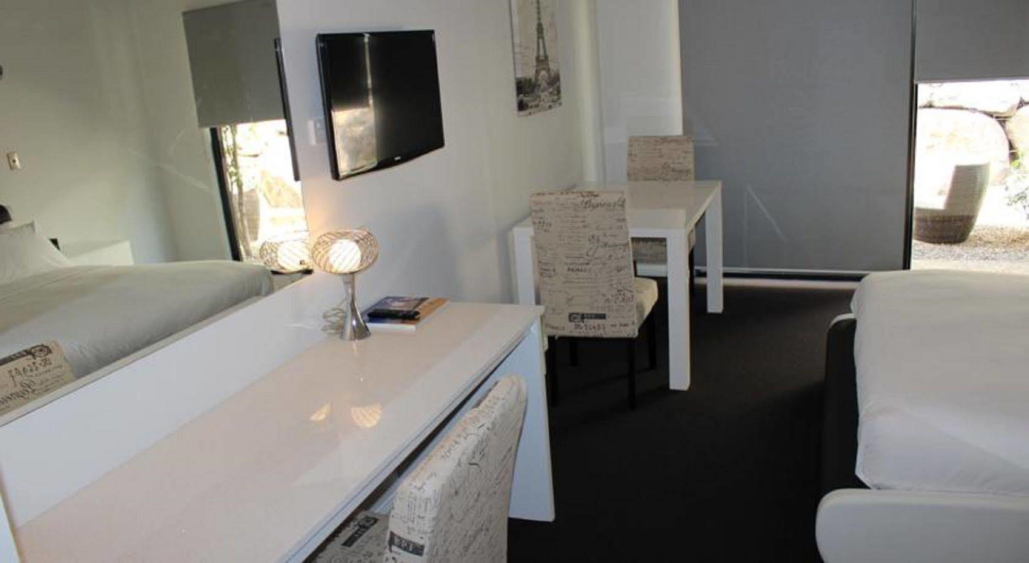 Springwood Motor Inn Eksteriør billede